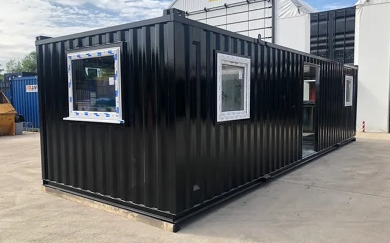 20ft-standard-container-with-doors-&-windows